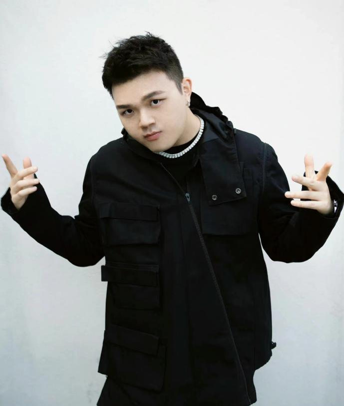 9b3c5496d028221ee1a809cbf9bbb72