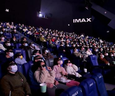 詹姆斯･卡梅隆执导《阿凡达:水之道》以4880万美元创IMAX全球影史