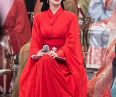 《美好年华研习社》黄龄加盟大秀音乐剧演绎实力