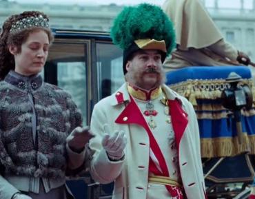 电影《胸衣》发布特辑 “茜茜公主”打破宫廷常规