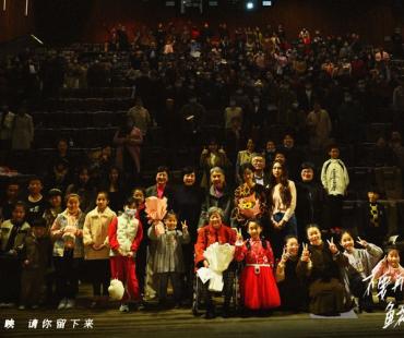 徐峥周迅易烊千玺众影人集体发声，鱼花塘全国路演持续进行中