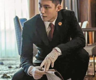 黄景瑜：演检察官挺有压力