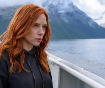 斯嘉丽·约翰逊将主演首部惊悚剧 挑战记者角色