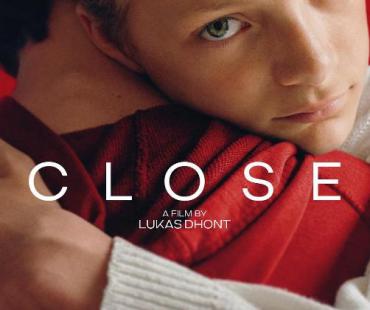 电影《亲密》：成长过程中的明媚欢愉与隐秘忧伤