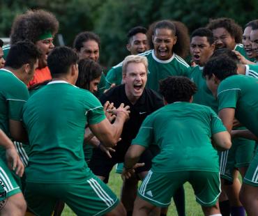 塔导新片《下一球成名》曝剧照 “法鲨”全力嘶吼