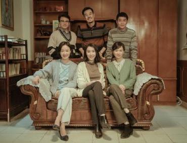 《曾少年之小时候》定档2月27日 共赴一场青春不散的筵席