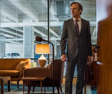 高口碑美剧《风骚律师》金球奖颗粒无收 陪跑多年