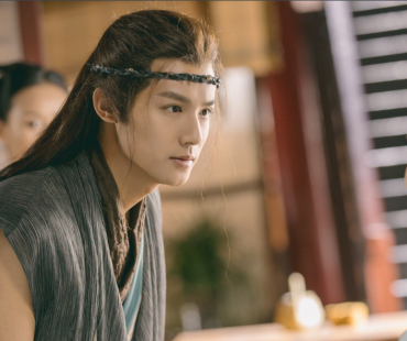 郑业成、刘芮麟、李兰迪主演工业大剧《许你万家灯火》3月1日乐视视频首播