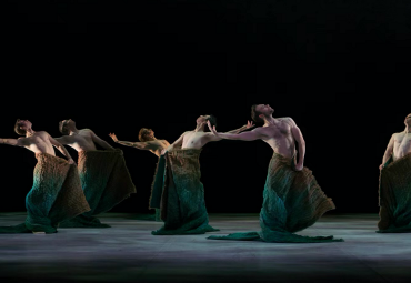 中芭首席编导费波独幕舞剧作品《生于大地》芬兰首演