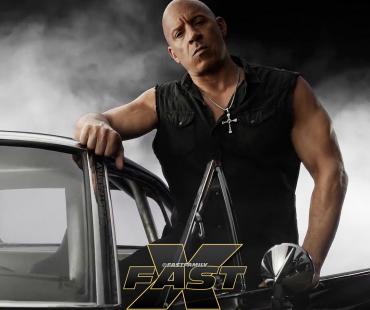 《速激10》首曝预告！范·迪塞尔携飙车家族归来
