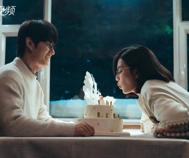 《在你的冬夜里闪耀》热播 青春爱情剧撞上“平行时空”
