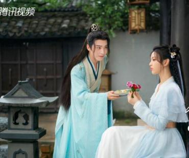 《重紫》开播，马闻远痴情守护杨超越