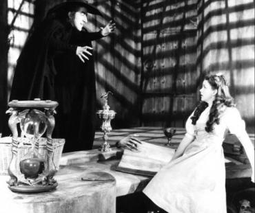 1939年版《绿野仙踪》道具拍卖 近50万美元成交