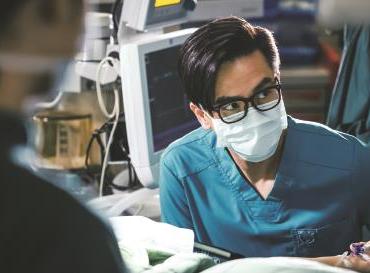 从“北上”到“融入”，新港剧何以圈粉三代观众