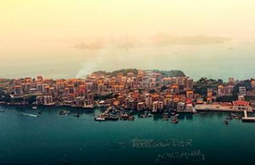 乡村振兴主题微电影《信任》在泉港惠屿岛首映