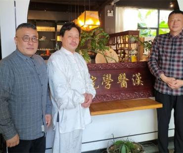 电影《像雷锋那样》再现逆行武汉抗疫事迹